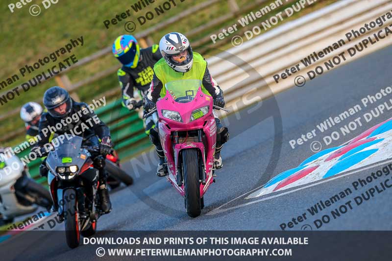 PJM Wedding Photography;enduro digital images;event digital images;eventdigitalimages;mallory park;mallory park photographs;mallory park trackday;mallory park trackday photographs;no limits trackdays;peter wileman photography;racing digital images;trackday digital images;trackday photos